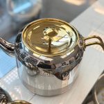 کتری قوری استیل نزاز طرح دسته طلایی مدل 2401 ب