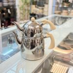 کتری قوری استیل نزاز طرح دسته بغل باکالیت مدل 2412 ج دسته شیری