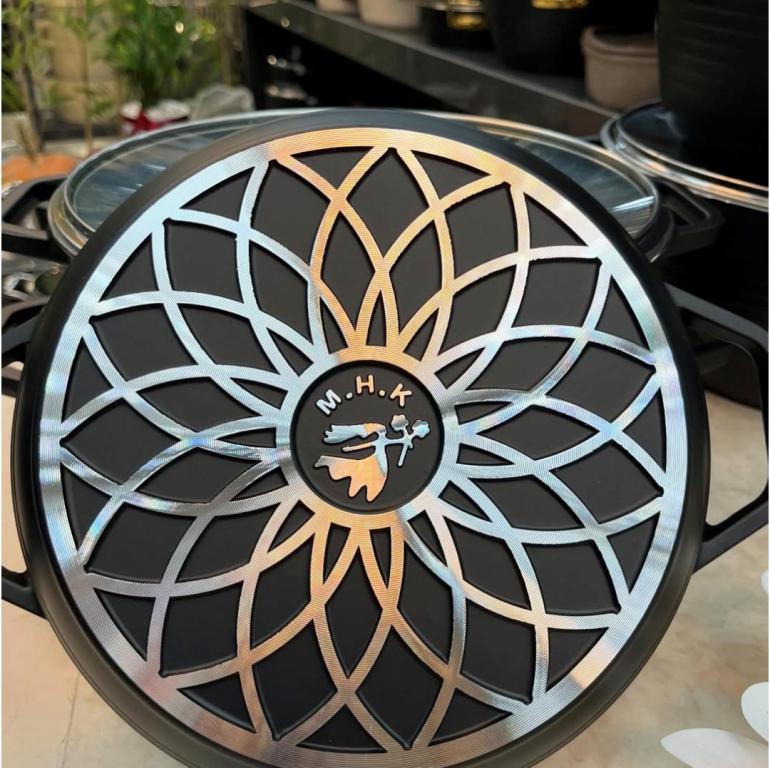 ماهیتابه عروس چدن گرانیت با کیفیت بالا در سه سایز مختلف ب